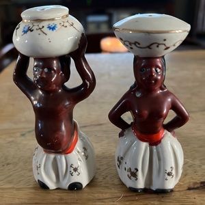 Vintage black Americana/ aboriginal salt and pepper shakers 4 1/2 “ tall